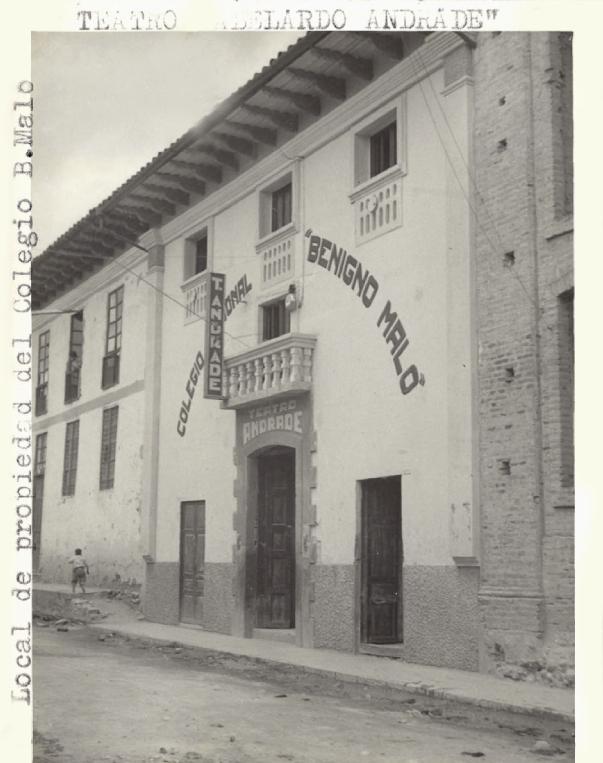 Escuelas colegios